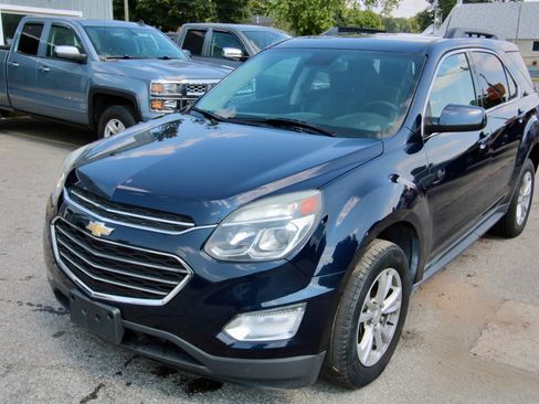 Used 2016 Chevrolet Equinox LT w/ Convenience Package image 2