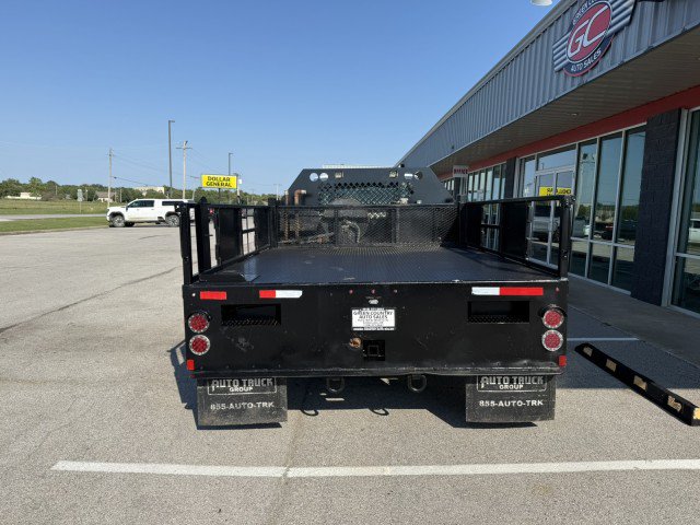 Used 2016 Ford F550 4x4 SuperCab Super Duty image 5