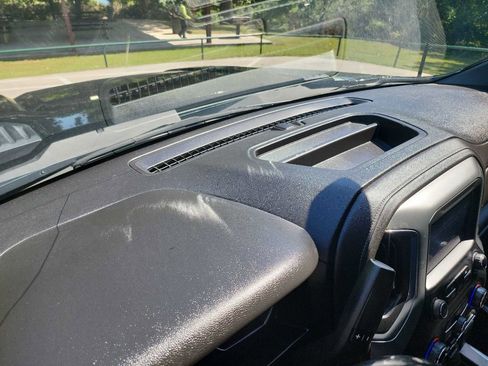 Used 2022 Chevrolet Silverado 2500 LT w/ Convenience Package AWD/4WD image 22