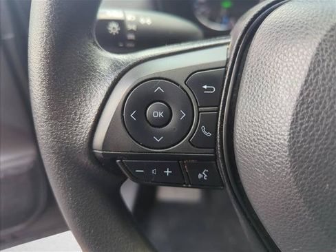 Used 2022 Toyota RAV4 LE AWD/4WD image 12