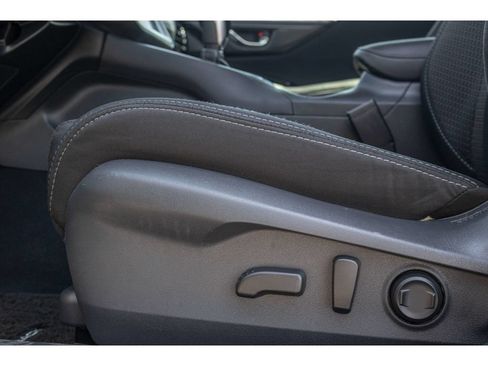 Used 2025 Subaru Outback Premium AWD/4WD image 16