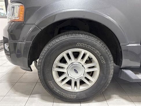 Used 2017 Ford Expedition EL XLT w/ Equipment Group 202A AWD/4WD image 7