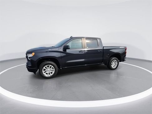 Used 2022 Chevrolet Silverado 1500 RST image 4