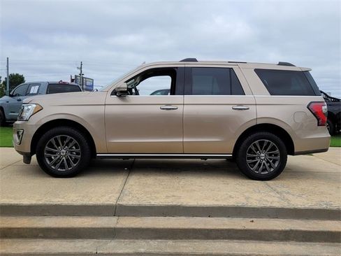 Used 2020 Ford Expedition Limited image 4