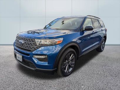 Certified 2023 Ford Explorer XLT w/ Equipment Group 202A