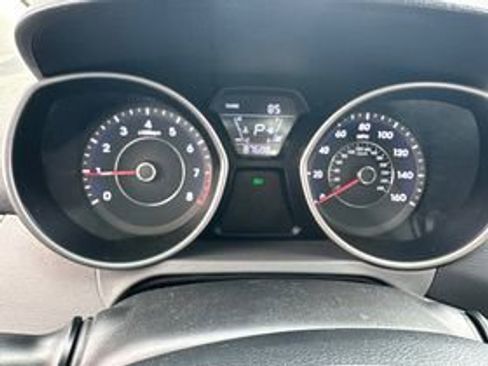 Used 2014 Hyundai Elantra SE FWD image 10