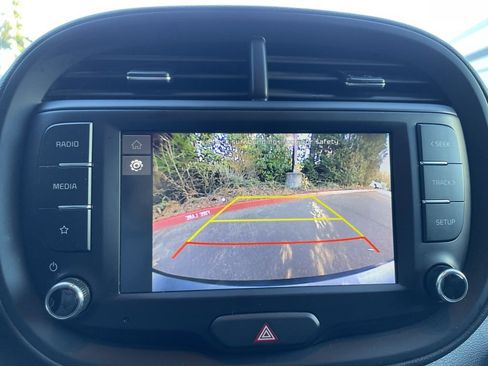 Used 2024 Kia Soul LX w/ Option Group 015 image 16