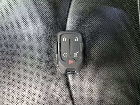 Used 2019 GMC Terrain Denali w/ Advanced Safety Package AWD/4WD image 32