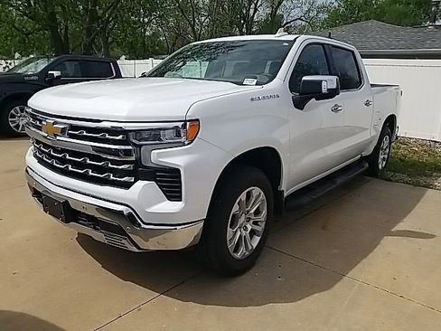 Certified 2024 Chevrolet Silverado 1500 LTZ w/ LTZ Convenience Package II image 9