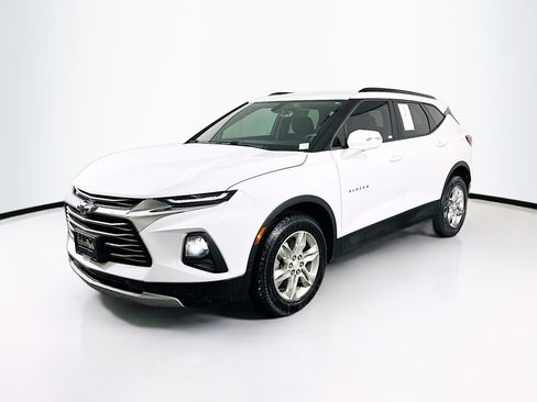 Used 2019 Chevrolet Blazer LT image 3