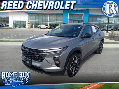 Certified 2025 Chevrolet Trax RS w/ Driver Confidence Package