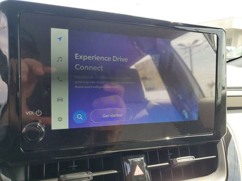 New 2026 Toyota Corolla Cross L image 18