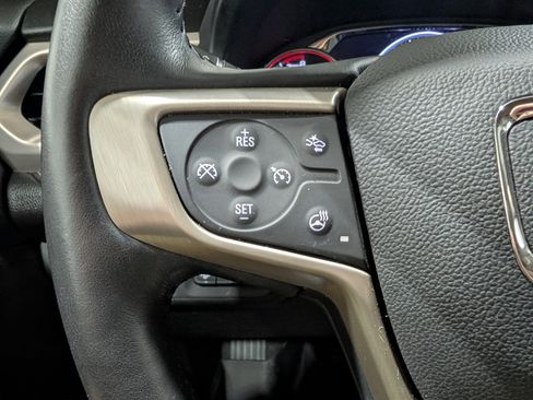 Used 2021 GMC Acadia Denali w/ Denali Technology Package image 21