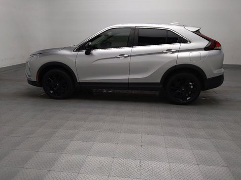 Used 2023 Mitsubishi Eclipse Cross LE AWD/4WD image 3