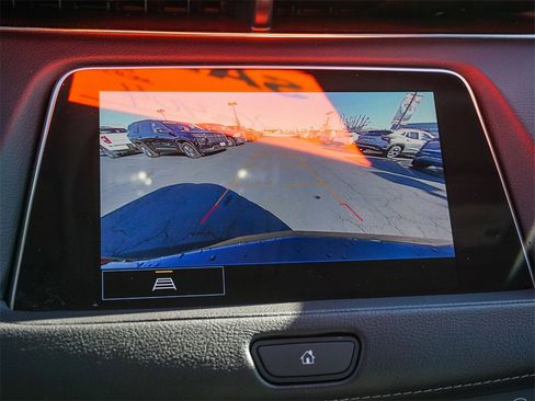 Used 2023 Cadillac XT4 Luxury w/ Cold Weather Package image 23