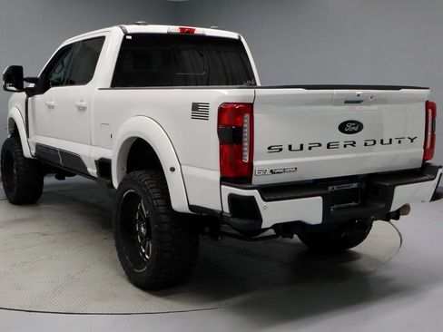 Used 2024 Ford F250 Lariat w/ Lariat Ultimate Package image 12