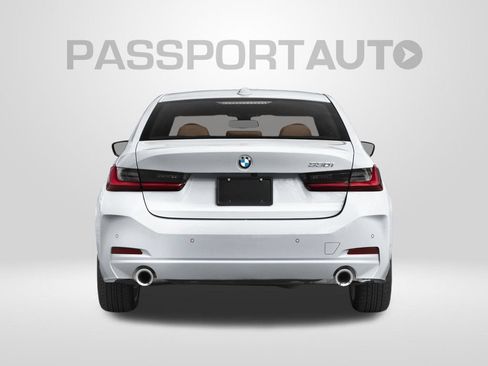 Certified 2024 BMW 330i xDrive Sedan w/ Convenience Package AWD/4WD image 7