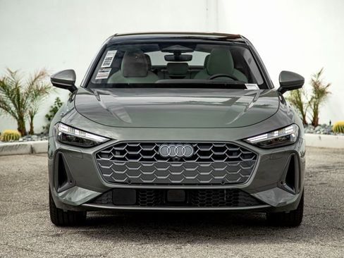 New 2025 Audi A5 2.0T Prestige image 3