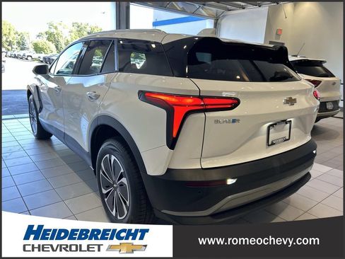 Used 2024 Chevrolet Blazer EV LT AWD/4WD image 5