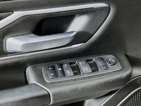Used 2022 RAM 1500 Big Horn AWD/4WD image 9
