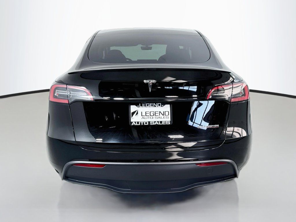 Used 2024 Tesla Model Y Performance AWD/4WD image 8