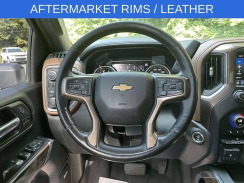Used 2020 Chevrolet Silverado 2500 High Country w/ Technology Package AWD/4WD image 14