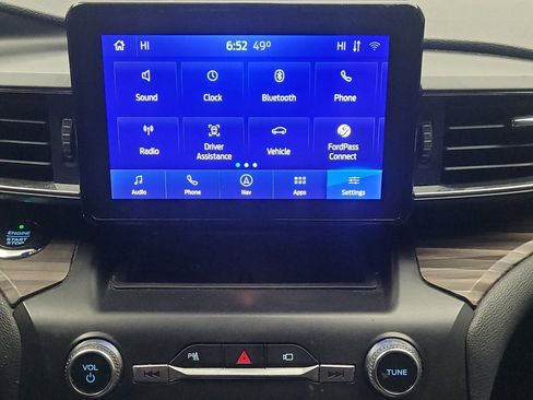 Used 2020 Ford Explorer Limited image 25