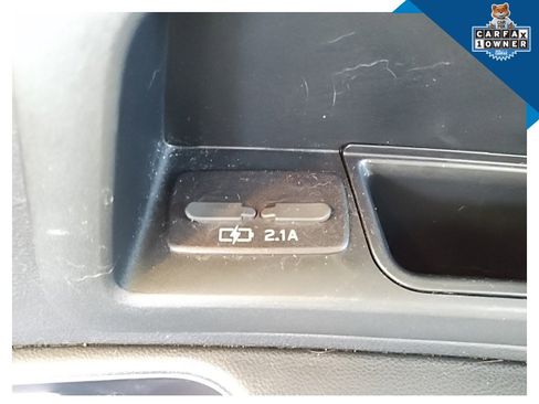 Certified 2022 Subaru Ascent Limited w/ Technology Package image 57