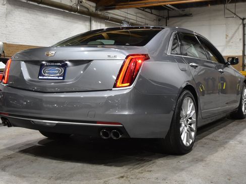 Used 2018 Cadillac CT6 3.6 AWD image 8