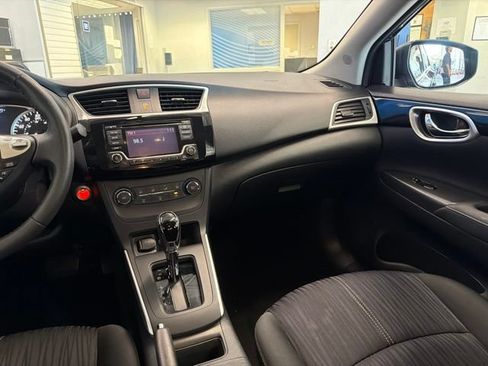 Used 2017 Nissan Sentra SV FWD image 22