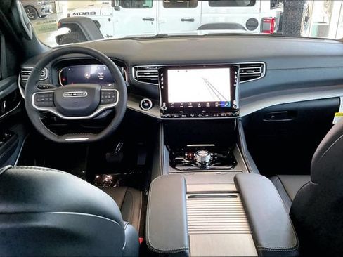 New 2026 Jeep Grand Wagoneer Limited AWD/4WD image 3