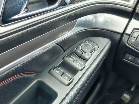 Used 2019 Ford Explorer Sport w/ Equipment Group 401A image 9