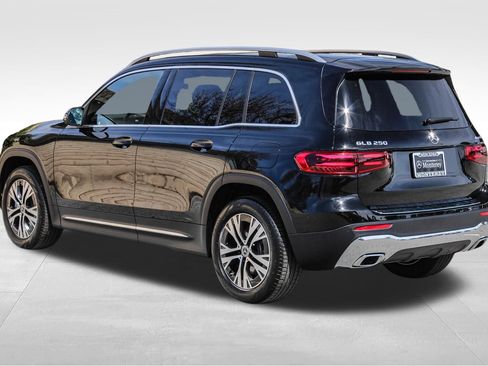 Certified 2026 Mercedes-Benz GLB 250 4MATIC image 7
