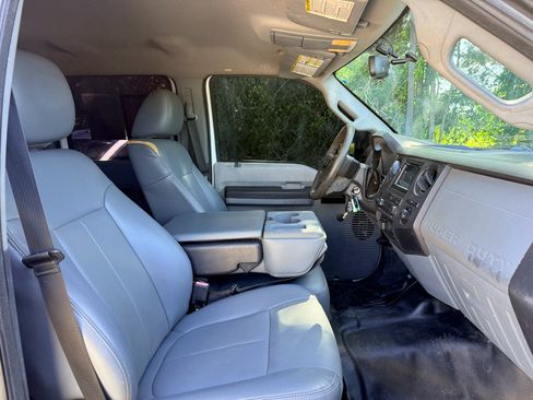 Used 2015 Ford F250 XL AWD/4WD image 18