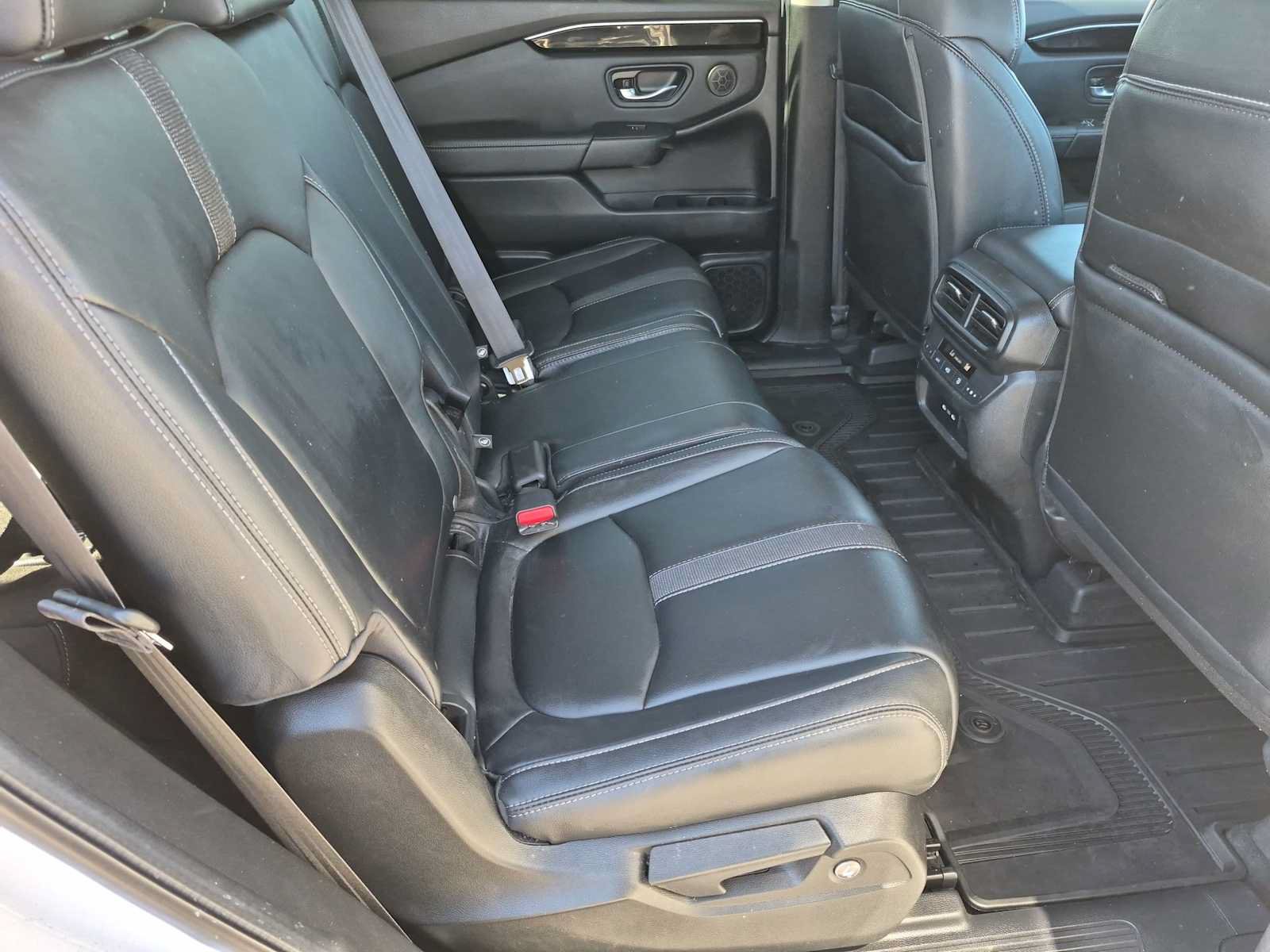 Certified 2024 Honda Pilot EX-L image 19