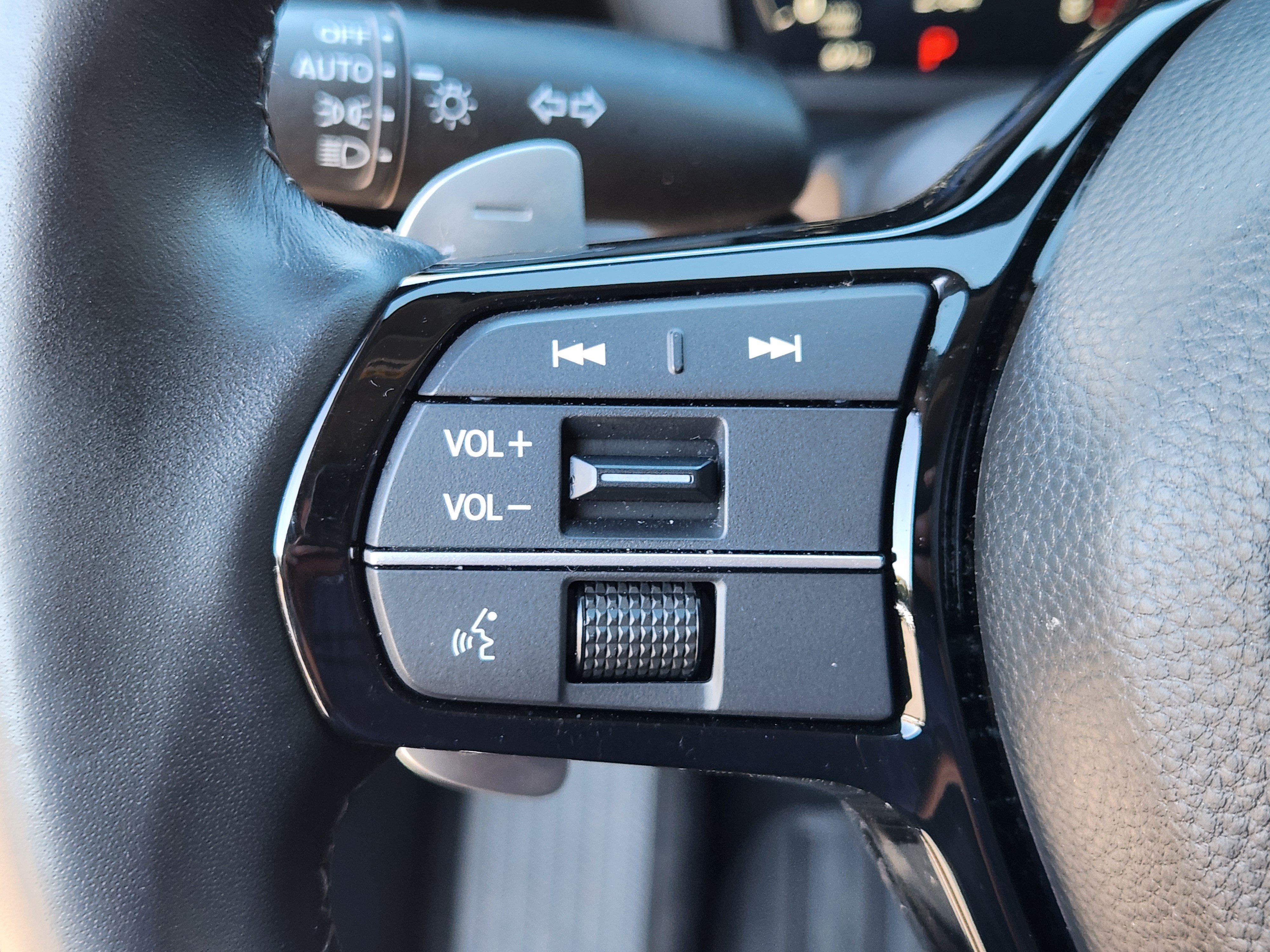 Certified 2026 Acura ADX AWD image 23