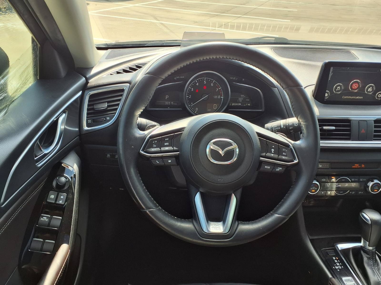 Used 2018 MAZDA MAZDA3 Grand Touring w/ Premium Equipment Package FWD image 16