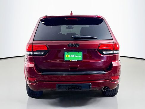 Used 2017 Jeep Grand Cherokee Altitude image 8