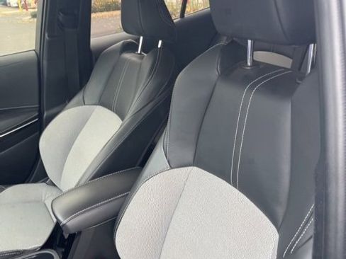 Used 2024 Toyota Corolla XSE image 11