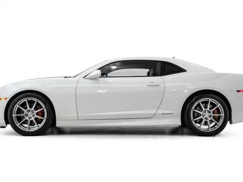 Used 2011 Chevrolet Camaro SS w/ RS Package RWD image 10