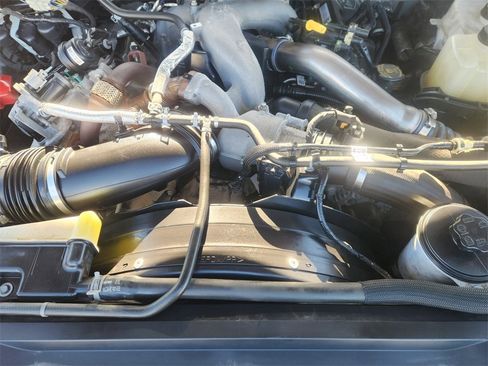 Used 2024 Ford F350 XLT image 32