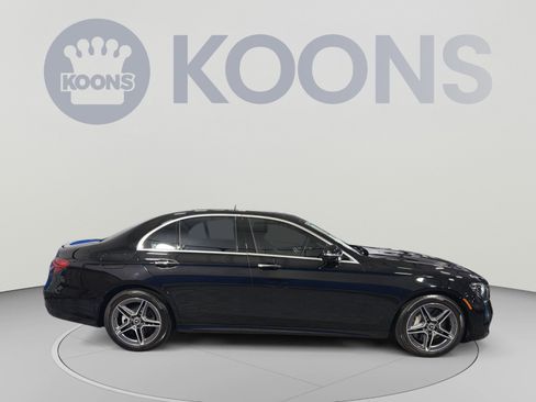 Used 2023 Mercedes-Benz E 350 4MATIC Sedan w/ Premium Package image 8