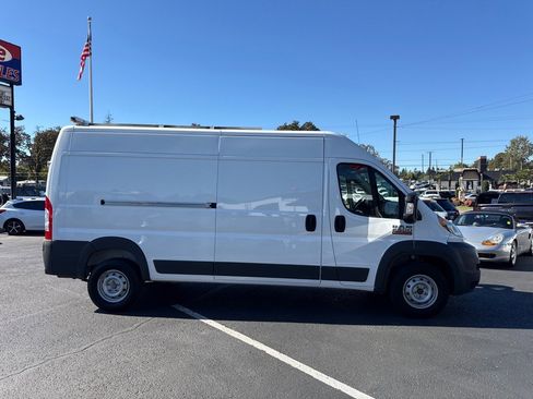 Used 2016 RAM ProMaster 2500 w/ Premium Appearance Group image 11