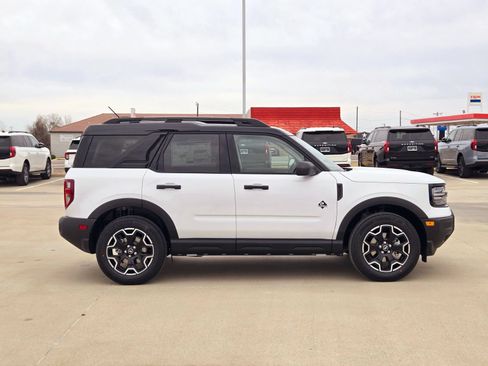 New 2026 Ford Bronco Sport Outer Banks AWD/4WD image 7