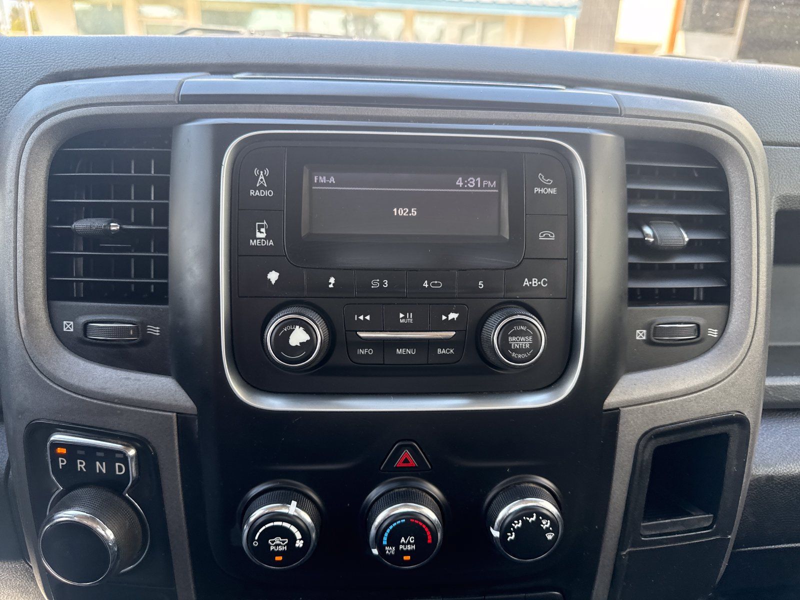 Used 2018 RAM 1500 Tradesman w/ Chrome Appearance Group RWD image 19