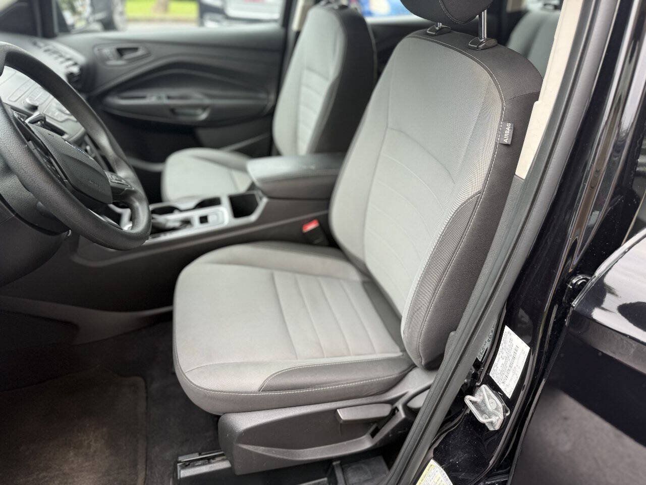 Used 2019 Ford Escape S FWD image 5