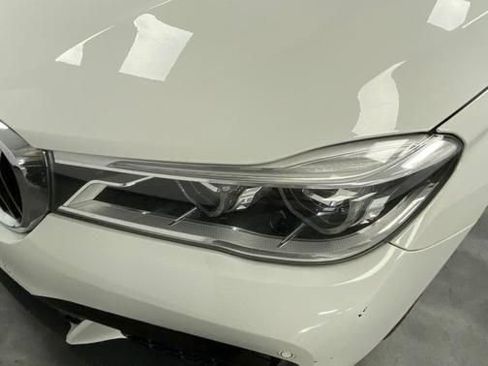 Used 2016 BMW 750i xDrive AWD/4WD image 7