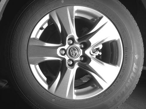 Used 2025 Toyota RAV4 XLE w/ Convenience Package image 14