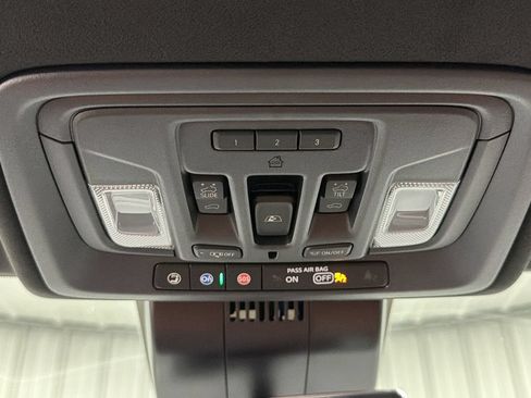 Used 2026 GMC Sierra 1500 Denali Ultimate AWD/4WD image 36