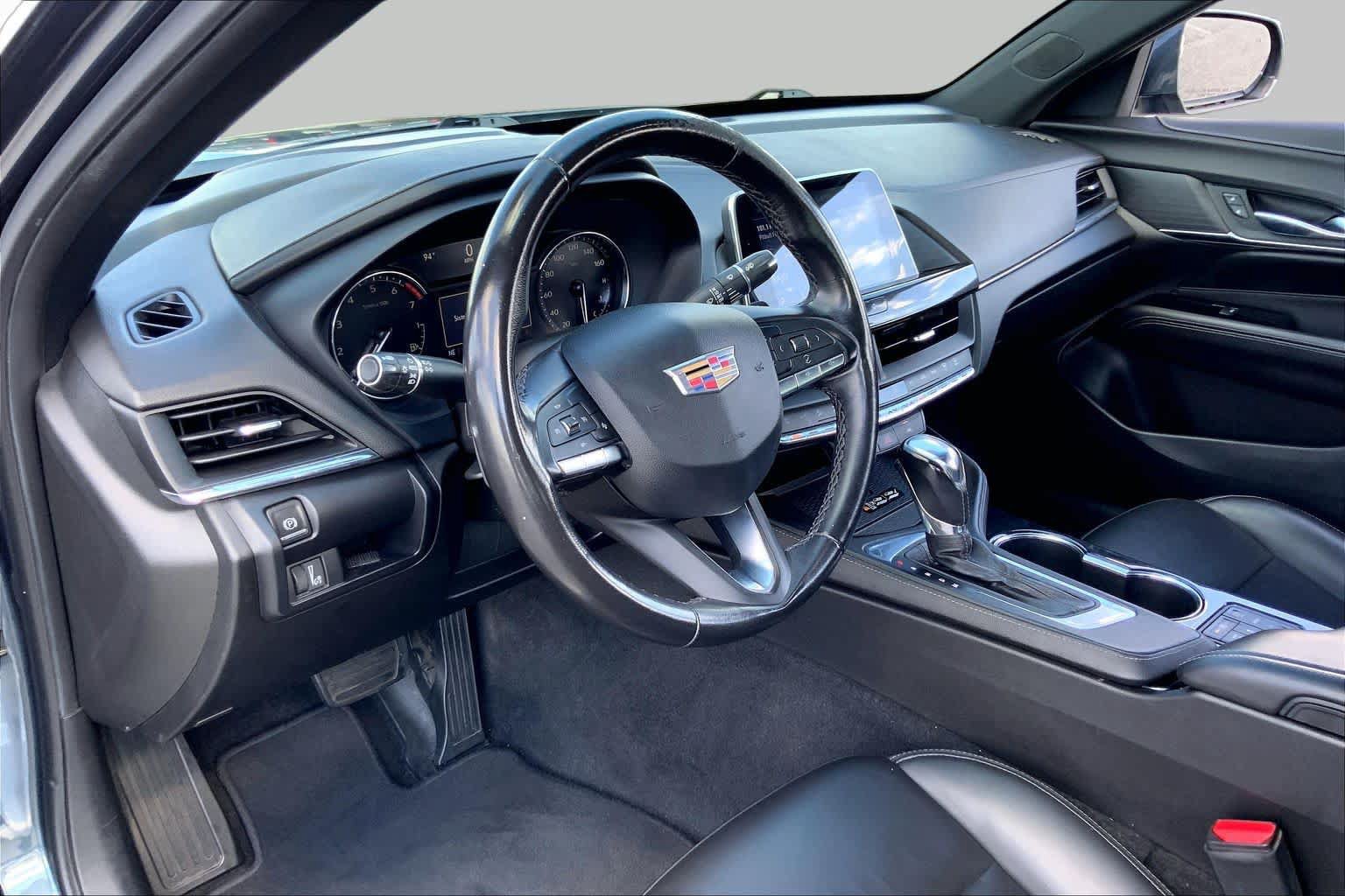 Used 2022 Cadillac CT4 Luxury RWD image 17